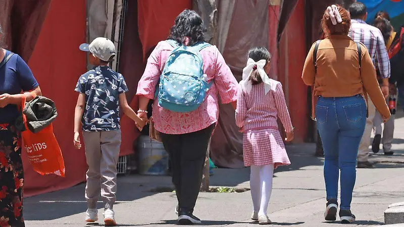 Trabajadoras, fuertes, inquebrantables: CDMX celebró a las mamás en su día [Fotorreportaje]